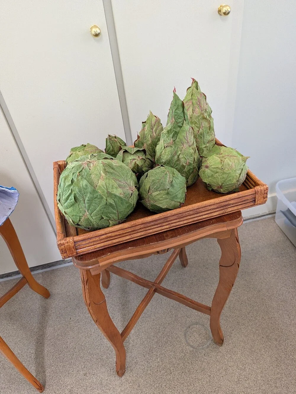 DECORATIVE LEAF BALLS fake lettuce